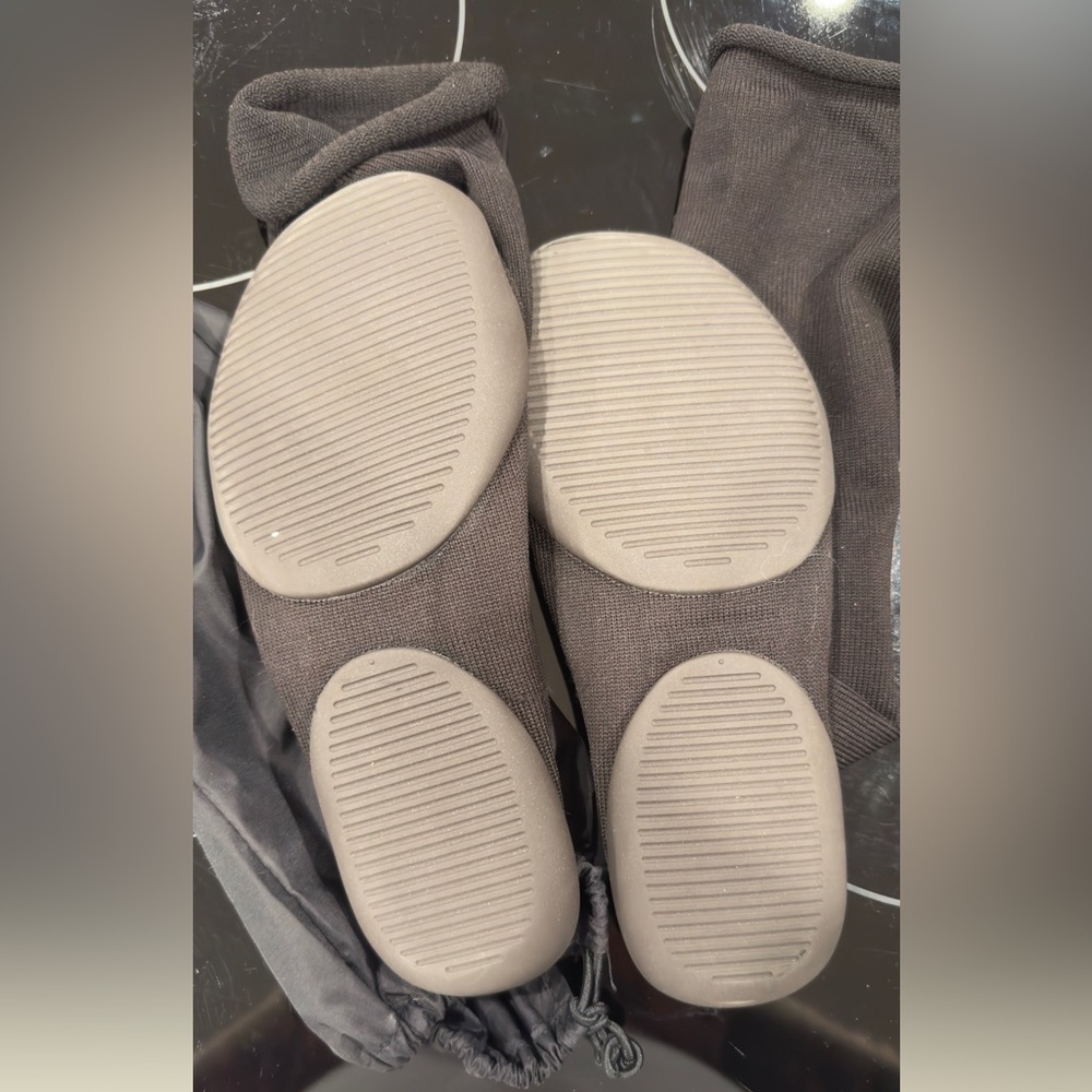 Kanye West Size 1 ninja shoes. Only tried on.